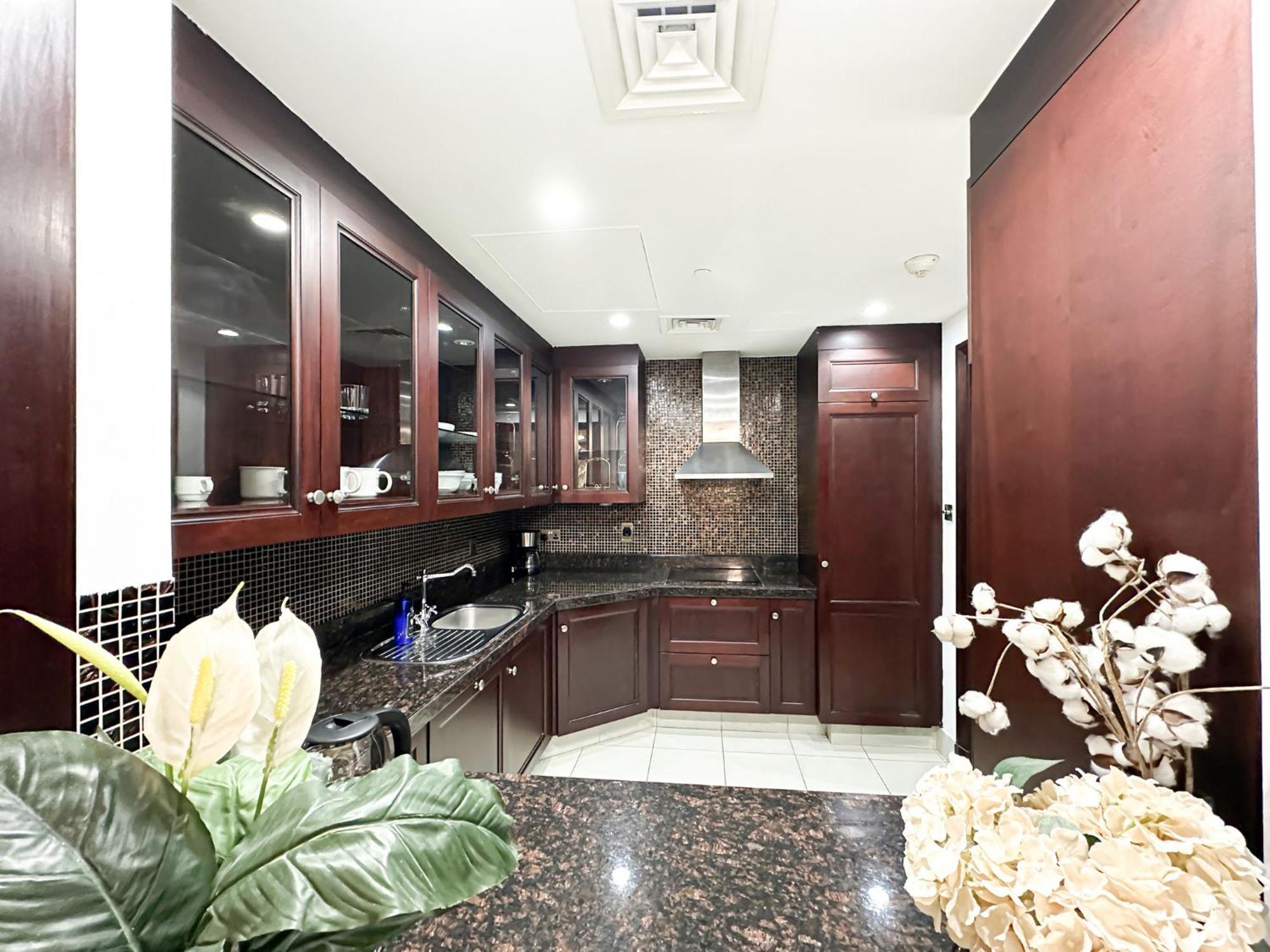 شقة Trophy 2Br Aladdin Estate W Burj Khalifa View دبي المظهر الخارجي الصورة